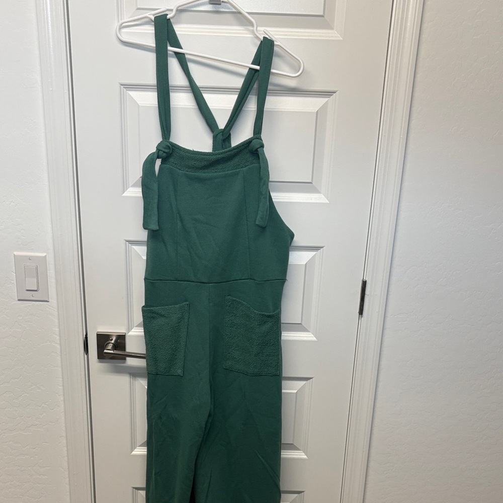 BUCKETLIST Green Jumpsuit with Pockets